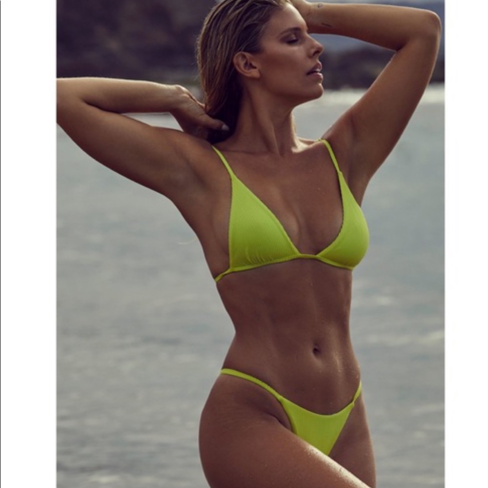 Monday Swimwear Barbados Set